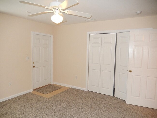 Building Photo - 4434 Gearhart Rd
