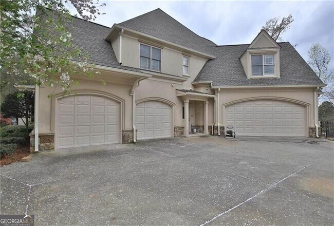 Building Photo - 2737 Tarva Pl
