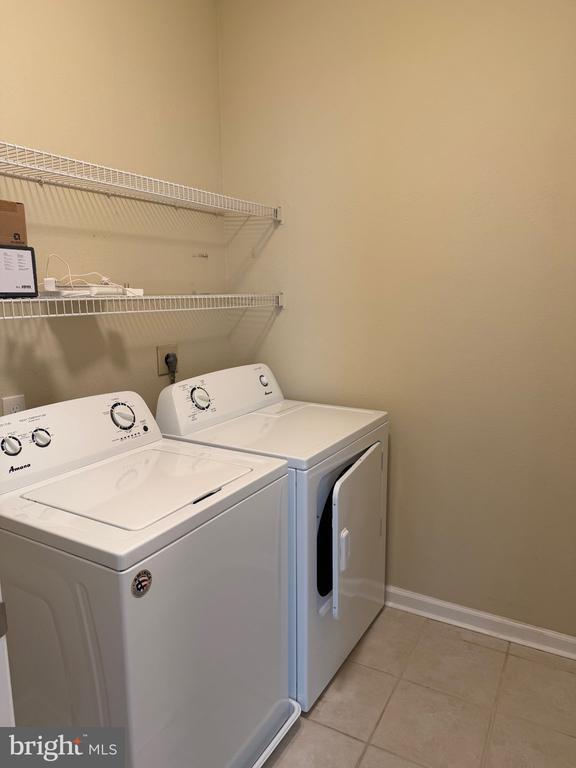 Building Photo - 1600 Spring Gate Dr.