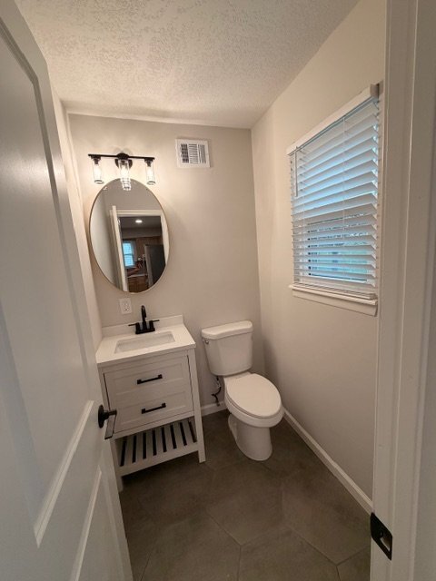 Building Photo - 11729 Caenen St