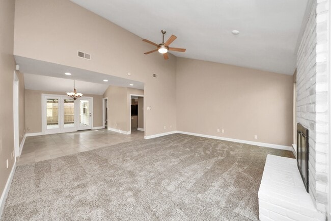 Building Photo - 11923 Briar Forest Dr
