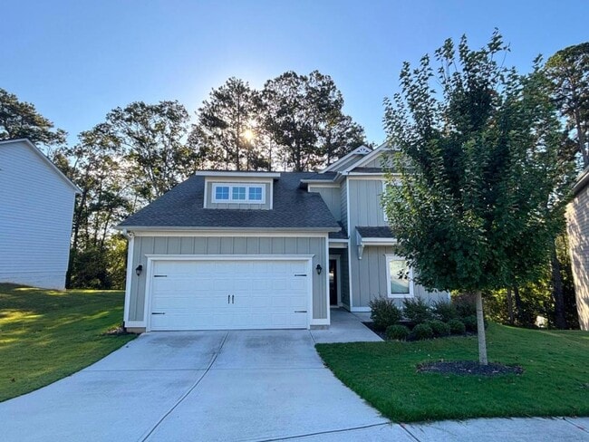 Building Photo - 173 Russell Way