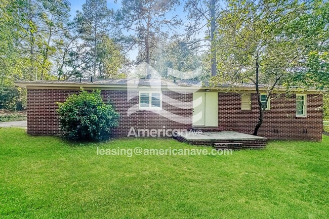Building Photo - 5434 Lake Dr