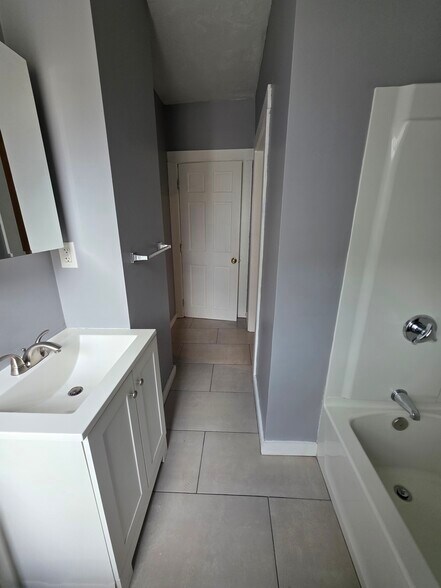 Bathroom - 161 4th St