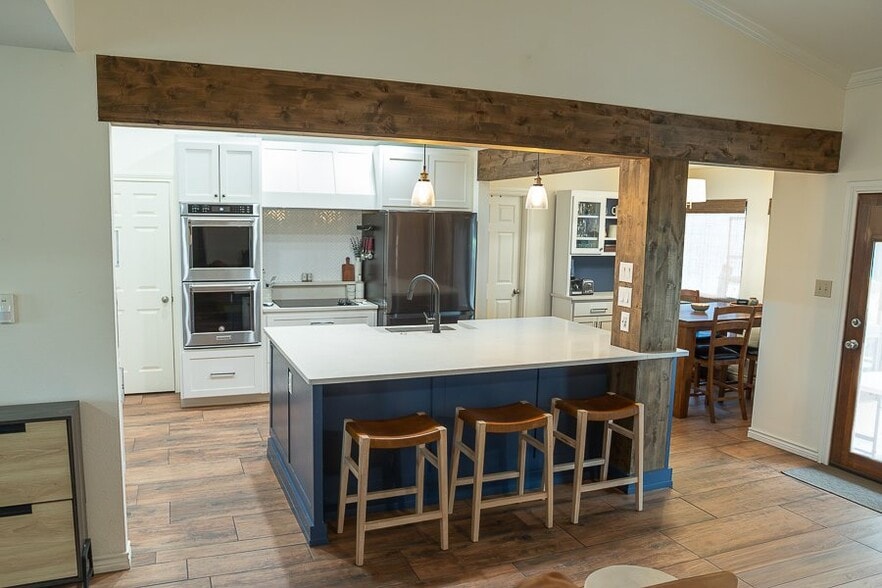 Building Photo - 16803 Hidden Timber Wood