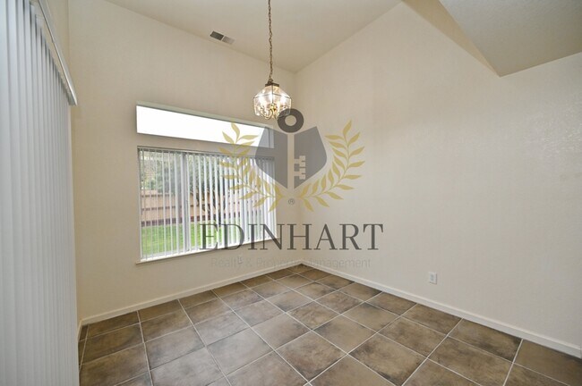 Building Photo - 2233 E Christopher Dr