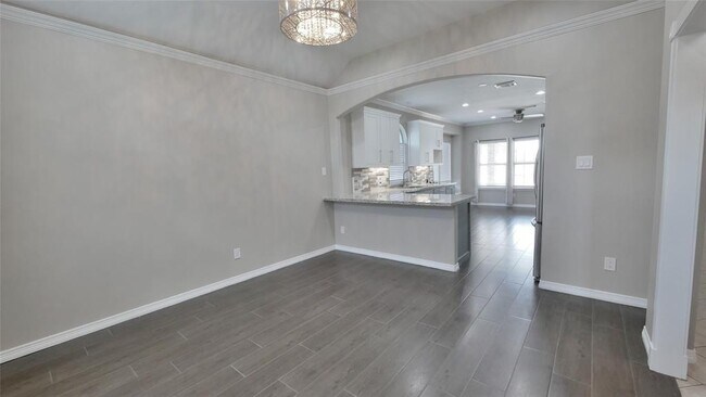 Building Photo - 13203 Weiman Rd
