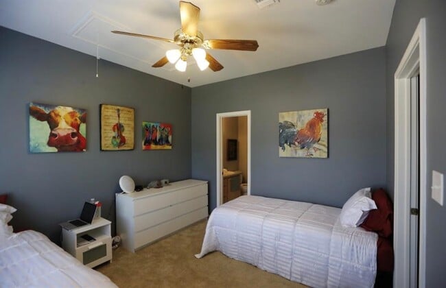 Building Photo - 7200 Dan-Jean Dr