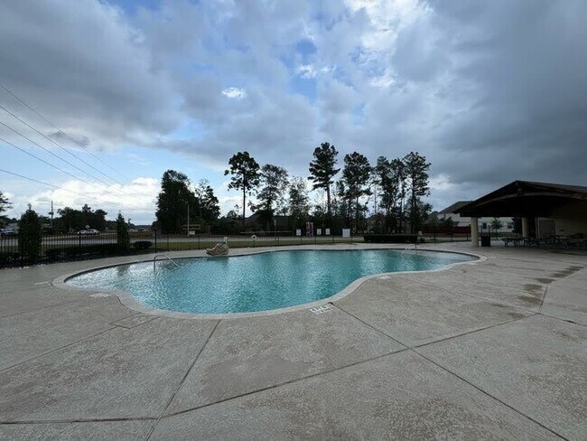 Building Photo - 2218 Angie Kaye Dr