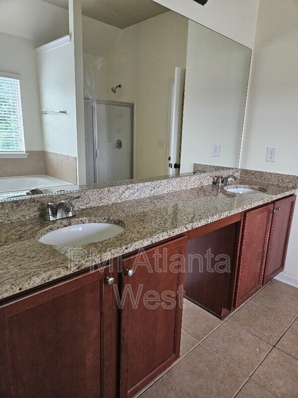 Building Photo - 2826 Austin Commons Dr