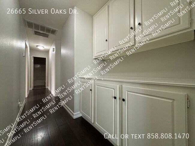 Building Photo - 26665 Silver Oaks Dr