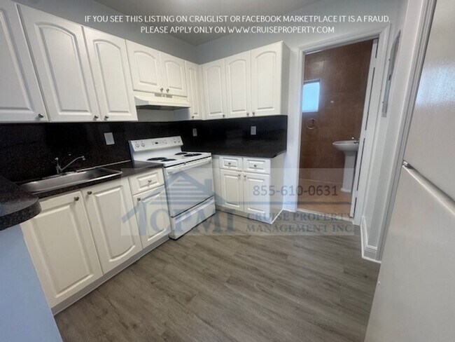 Interior Photo - 717 NE 10 ST, APT 3 Hallandale, FL 33009
