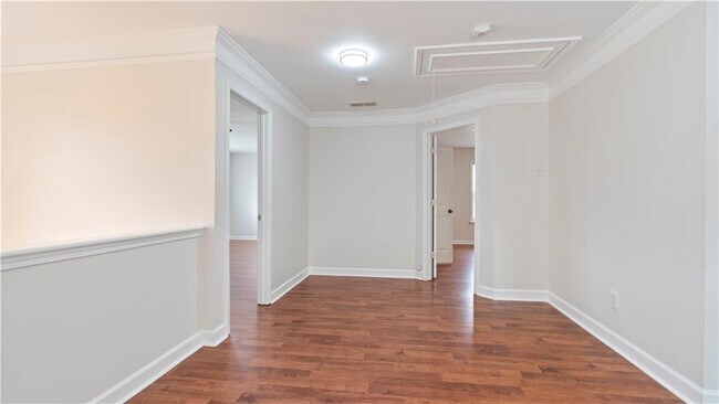 Building Photo - 4835 Silver Leaf Dr