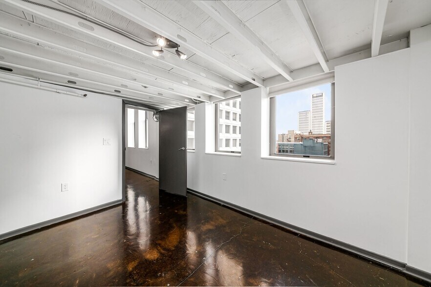 Building Photo - 110 N 3rd St