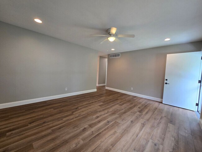 Building Photo - 1208 Gettysberg