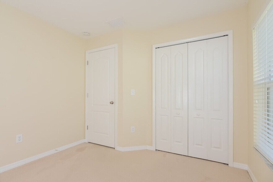 Building Photo - 2205 Colville Chase Dr