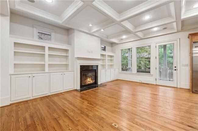 Building Photo - 1220 State St NW