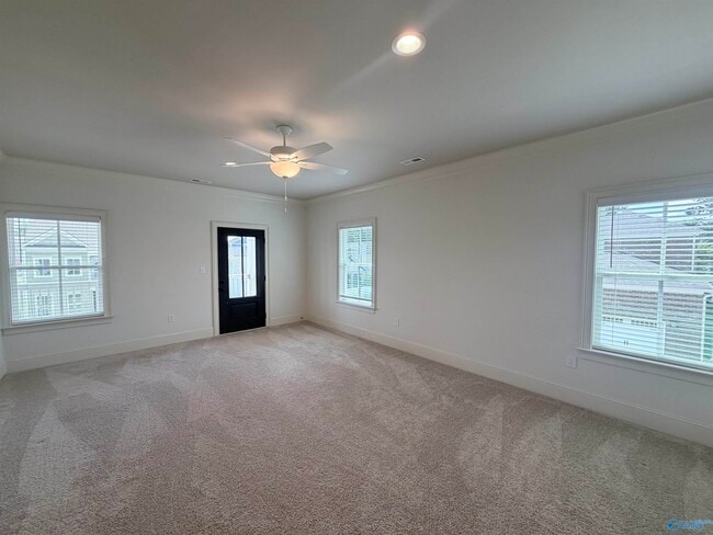 Building Photo - 108 Napolean Ave