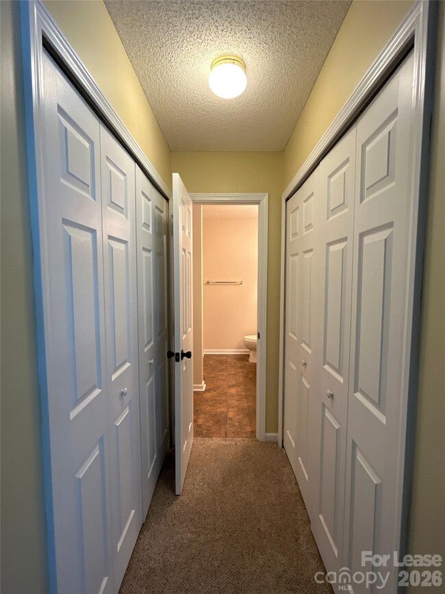 Building Photo - 12402 Bluestem Ln