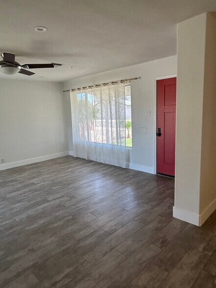 Large Living Room - 8226 E Mitchell Dr