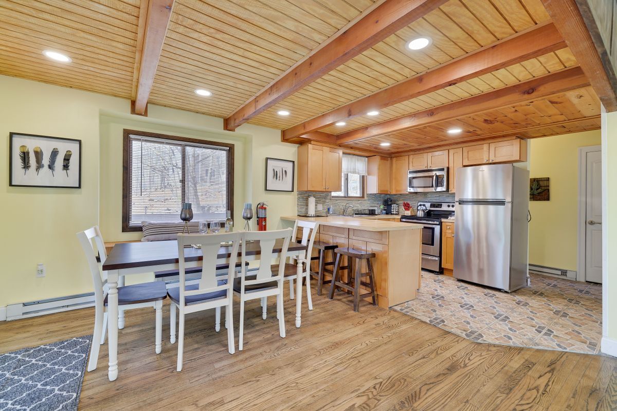 Building Photo - 163 Cambridge Ct