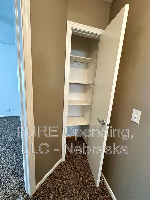 Building Photo - 5039 S 163rd Ave