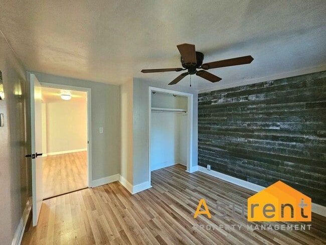 Building Photo - Beautiful Single-Level Home Located in the desirable East Medford neighborhood