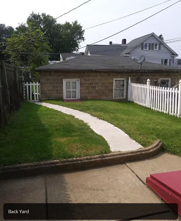 Backyard - 217 S 7th St