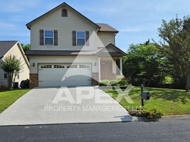 Primary Photo - West Knoxville – Beautifully Upgraded - 3 ...