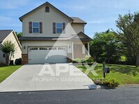 Building Photo - West Knoxville – Beautifully Upgraded - 3 ...