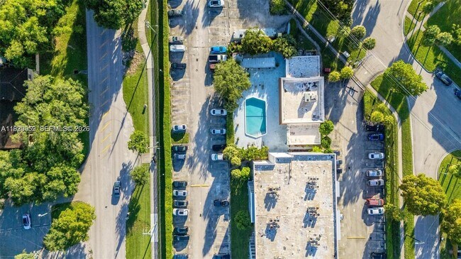 Building Photo - 16851 NE 23rd Ave