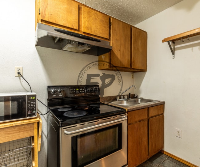 Building Photo - 113 County Rd 1604