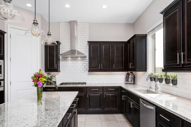 Building Photo - 18426 N 65th Pl