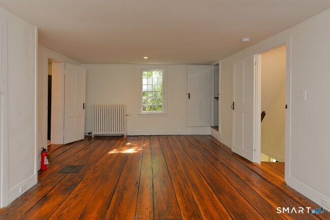 Building Photo - 15 Hawkins Rd