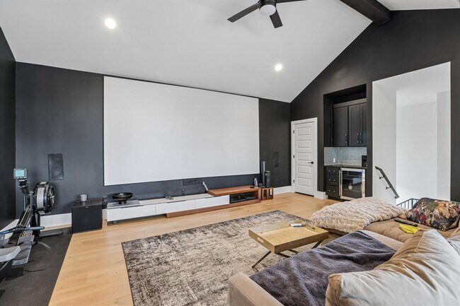 Building Photo - 7021 Cielo Azul Pass