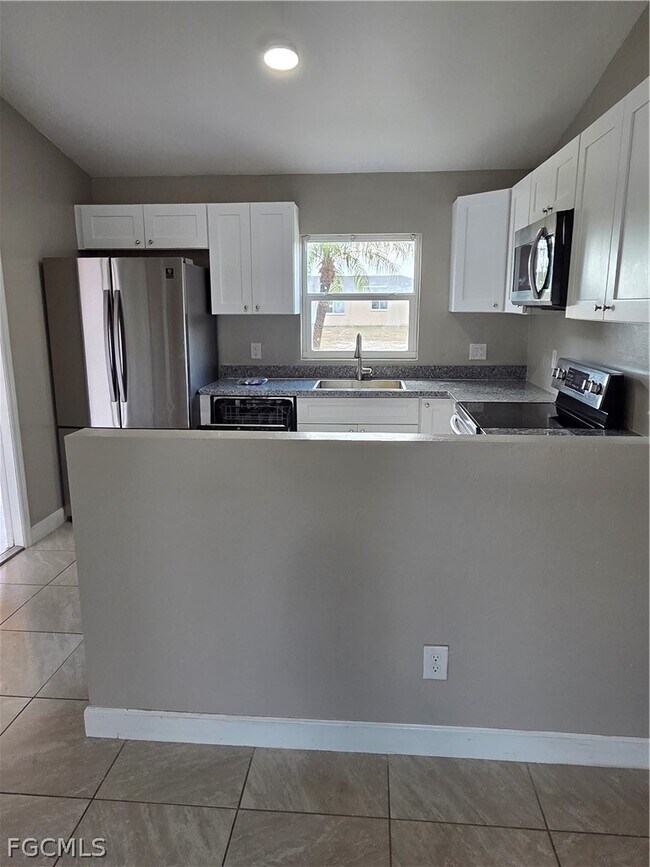 Building Photo - 1117 Gordon Ave S