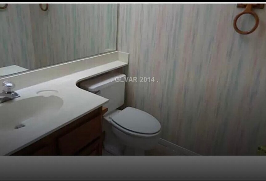 Building Photo - 3115 La Mancha Way