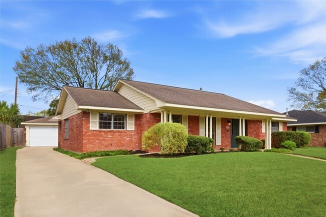 Building Photo - 3626 Latma Dr