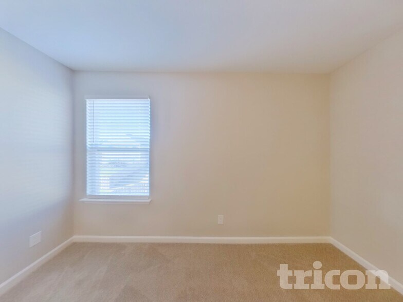 Building Photo - 10020 Porta Ferry Drive Charlotte NC