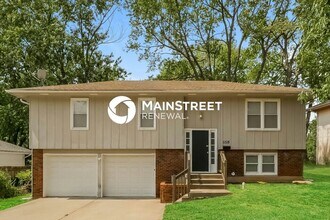 Building Photo - 3 Bedroom Pet-Friendly Home in KANSAS CITY...