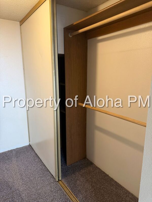 Building Photo - 337 N 17th St