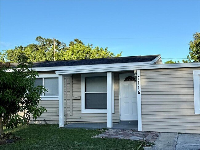 Building Photo - 7115 Orpine Dr N