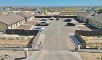 Building Photo - 13620 Bachimba Dr