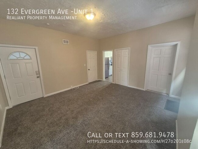 Building Photo - 132 Evergreen Ave