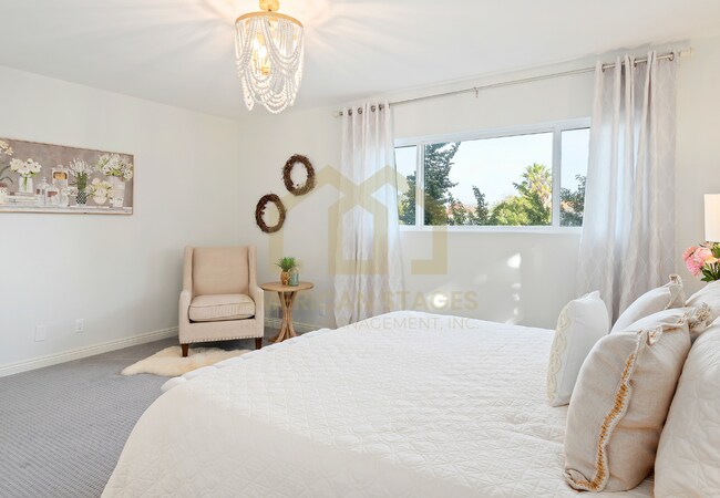 Building Photo - 1476 Crestline Dr