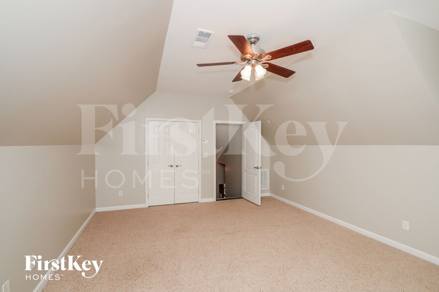 Building Photo - 8034 Mary Alice Way