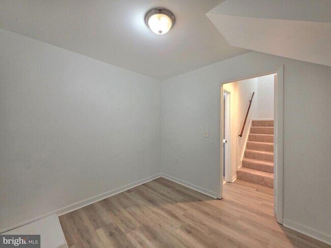 Building Photo - 2520 Doverhill Ct