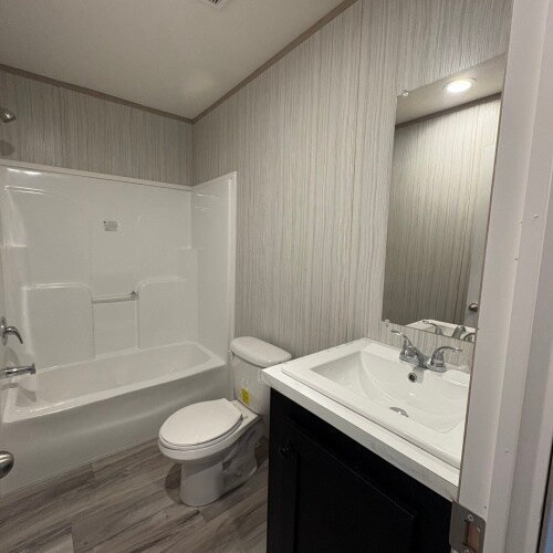 Building Photo - 2319 Greensburg Rd