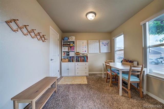 Building Photo - 8013 Pinfeather Dr