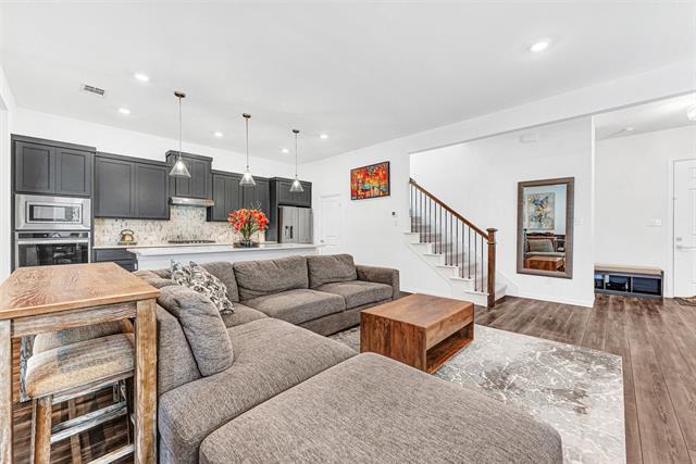 Building Photo - 5314 Depot Dr